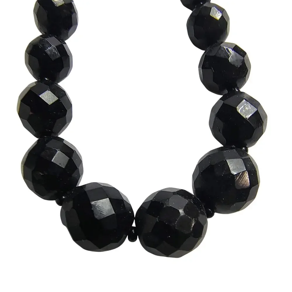 Black Beveled Glass Beaded Vintage Single Strand Necklace Spring Clasp Closurep